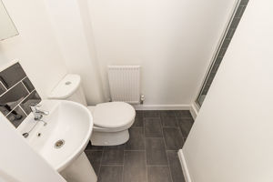 Ensuite- click for photo gallery